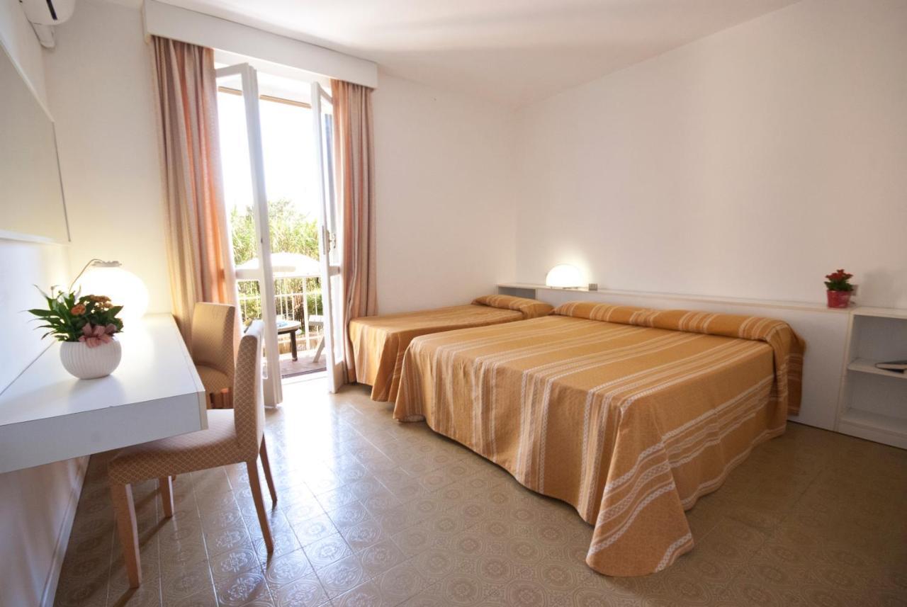 Residence Golfo Della Лакона Экстерьер фото