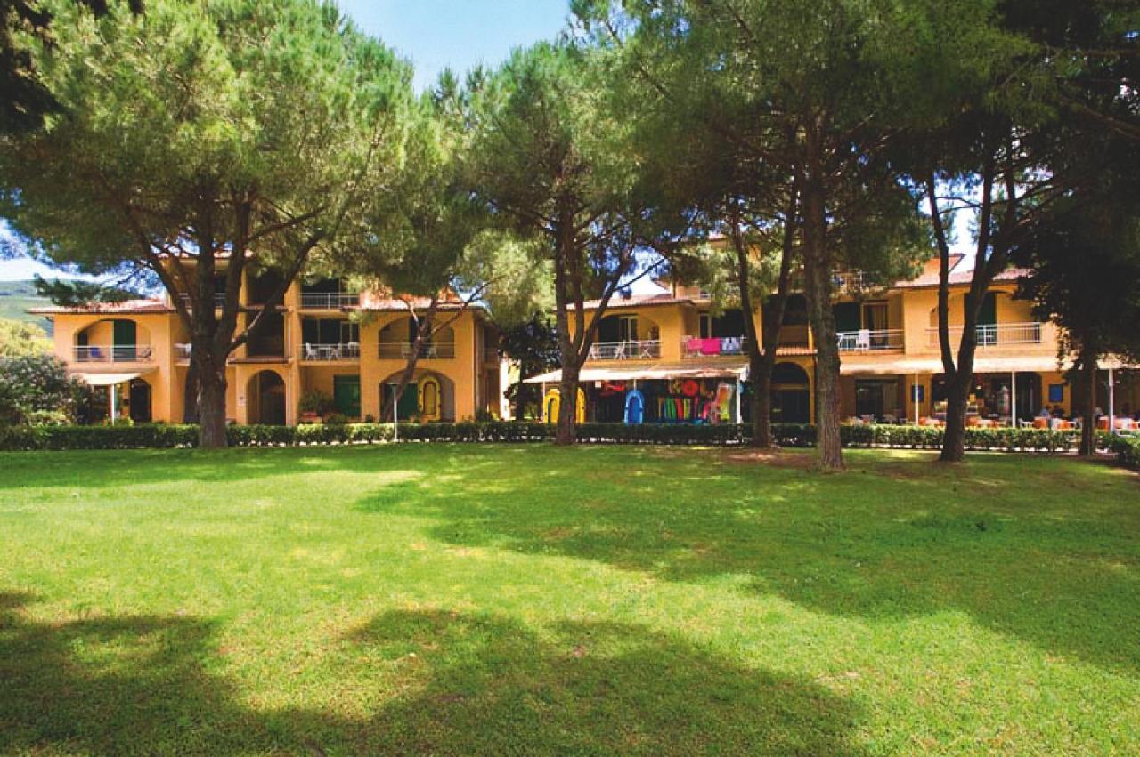 Residence Golfo Della Лакона Экстерьер фото