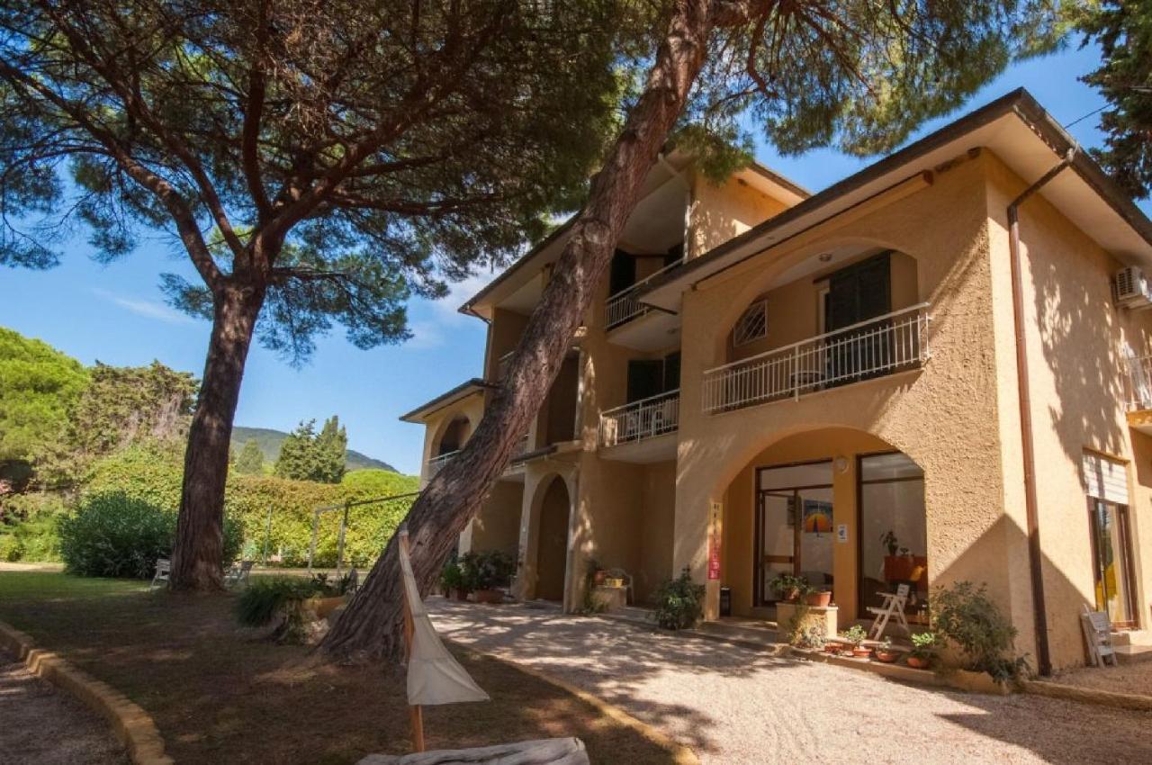 Residence Golfo Della Лакона Экстерьер фото