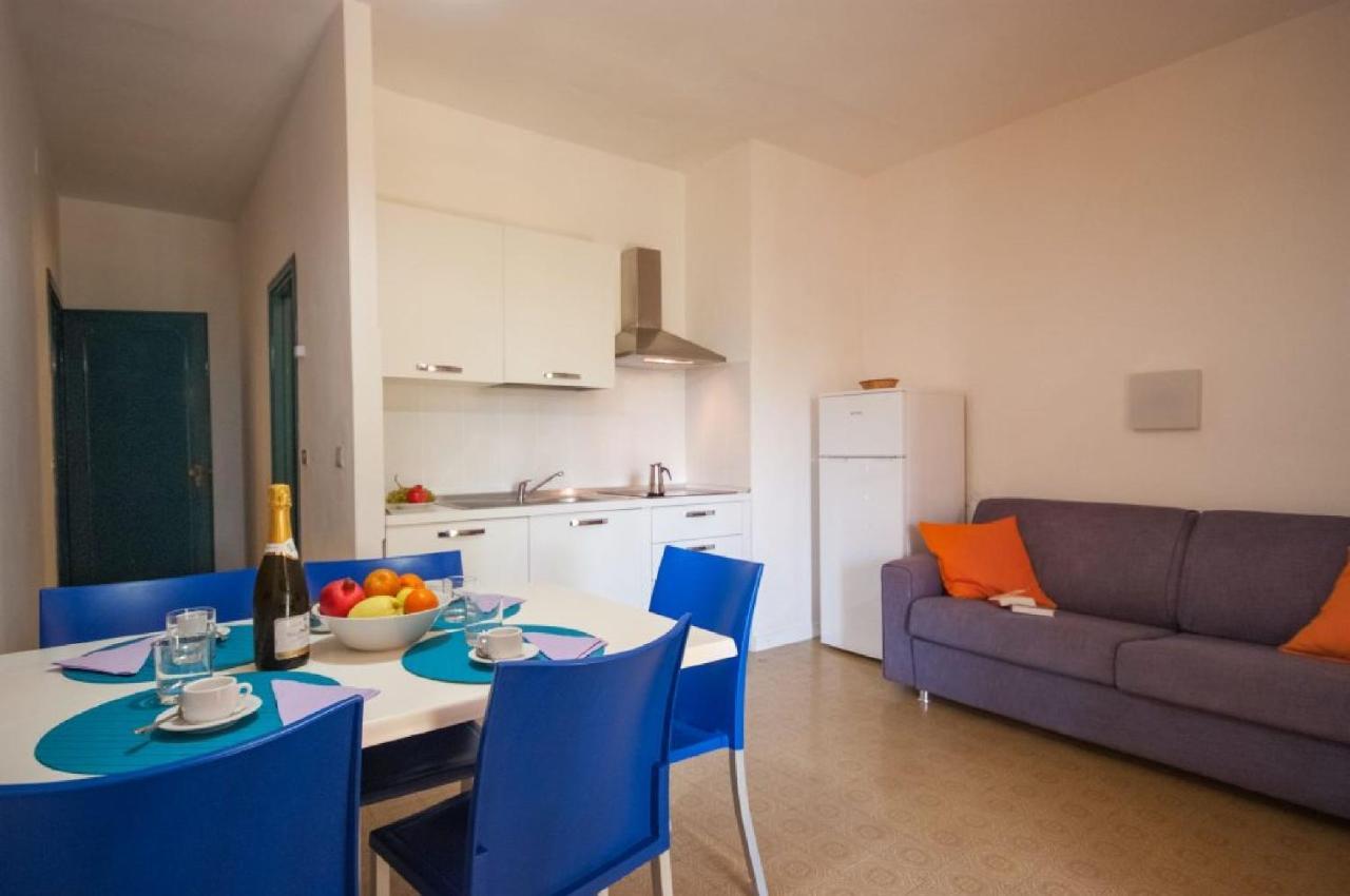 Residence Golfo Della Лакона Экстерьер фото
