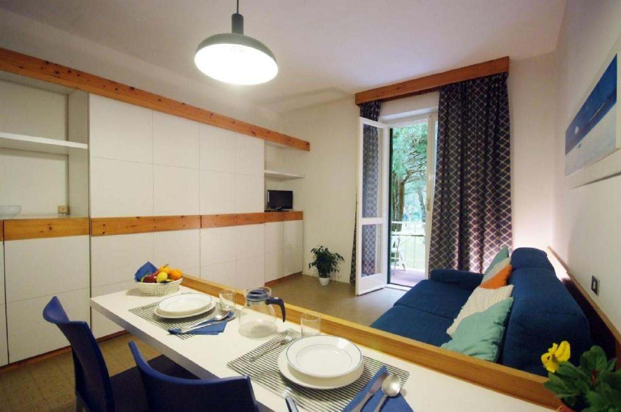Residence Golfo Della Лакона Экстерьер фото