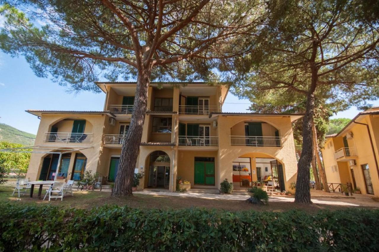 Residence Golfo Della Лакона Экстерьер фото