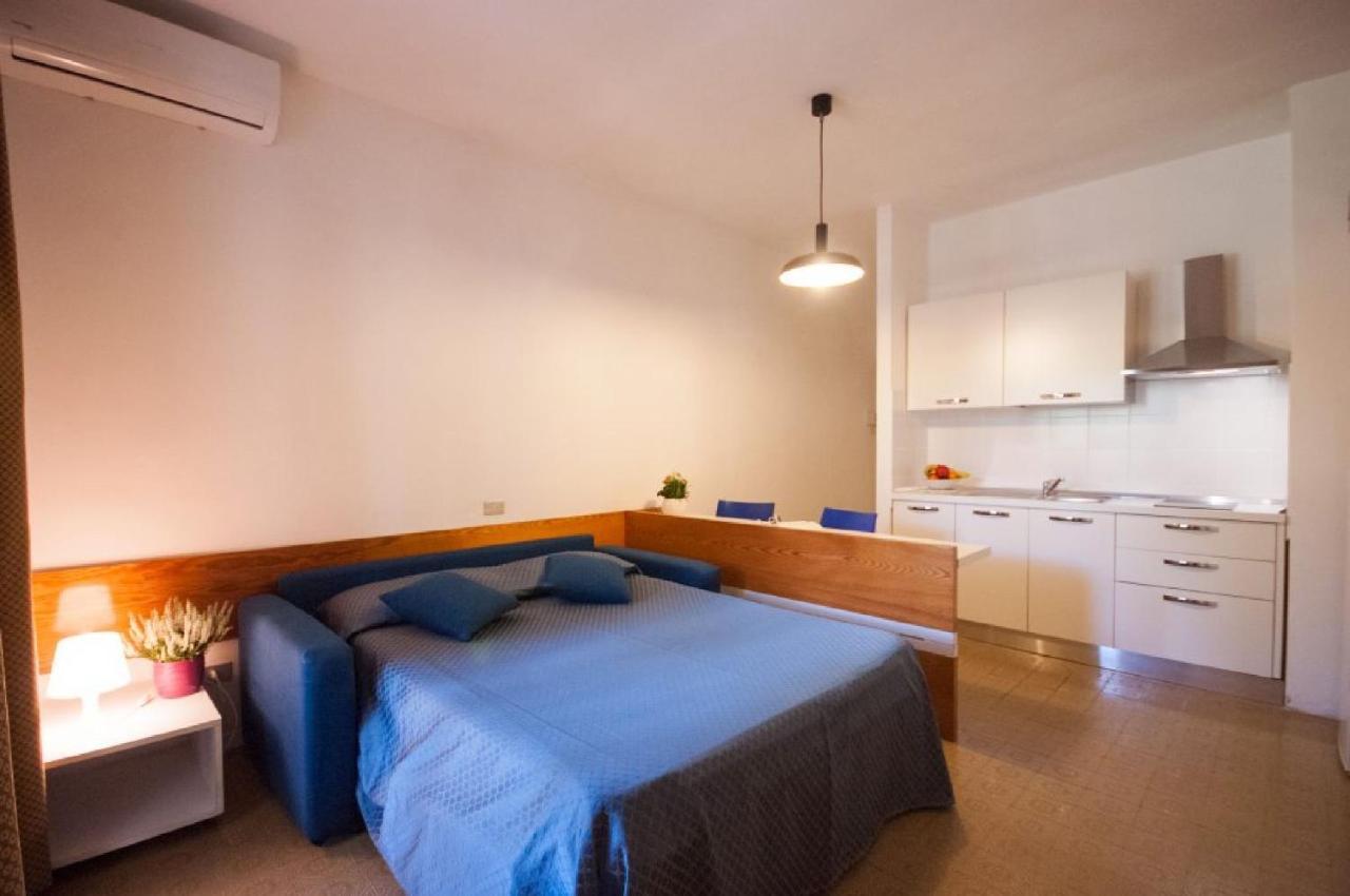 Residence Golfo Della Лакона Экстерьер фото